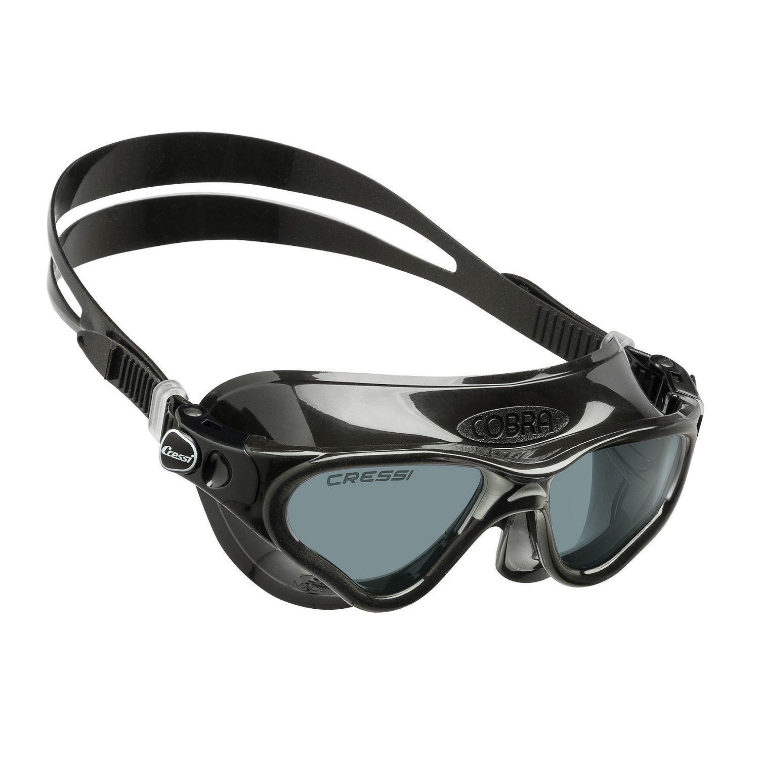 INTRODUCING : Cressi Quantum | Scuba Diving Mask - YouTube